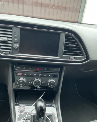 Seat Leon cena 114390 przebieg: 121000, rok produkcji 2017 z Kraków małe 22